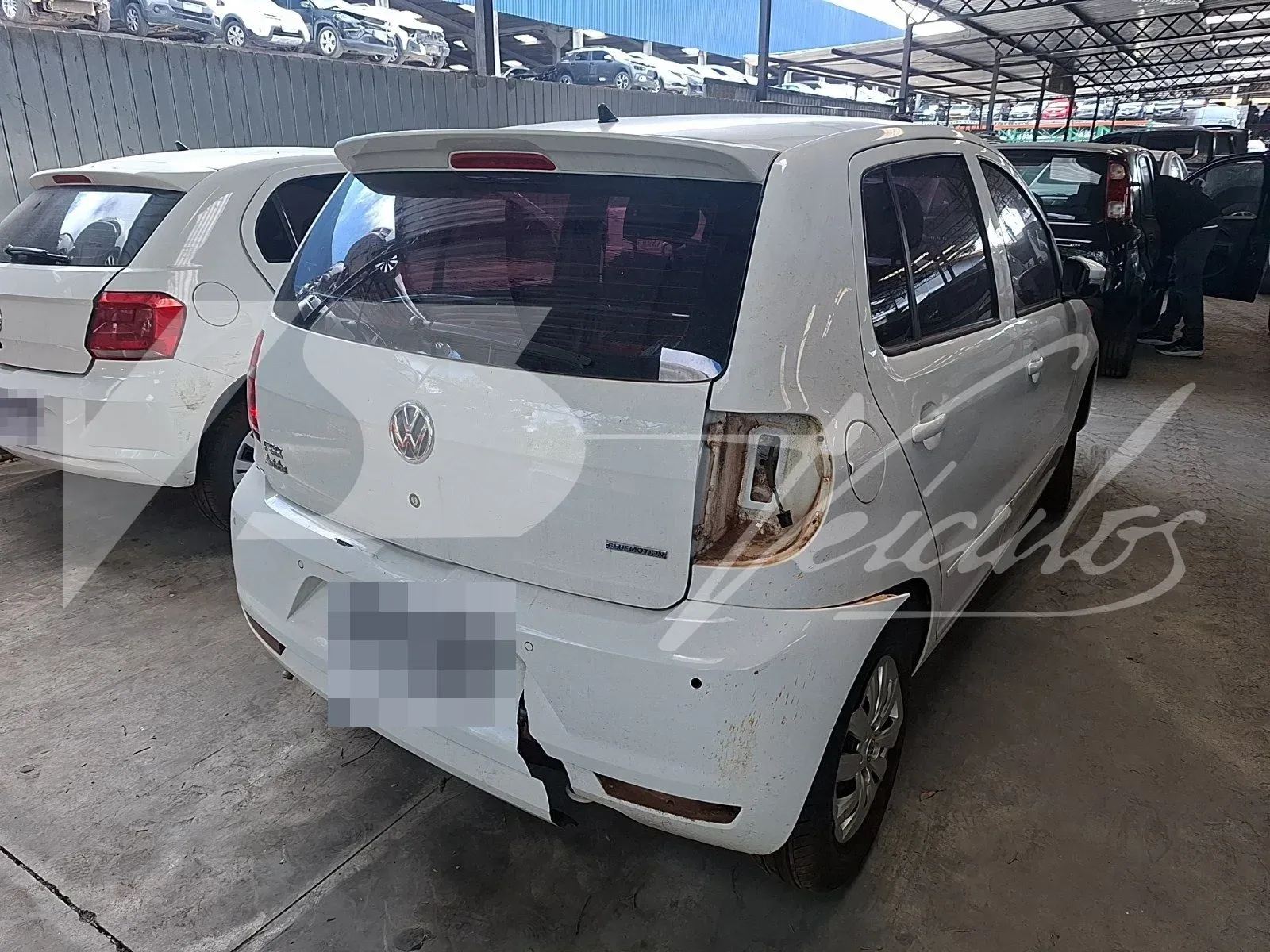 VOLKSWAGEN FOX 2014